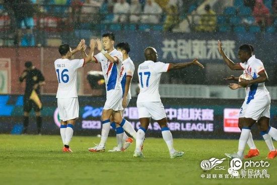 午夜国产精品视频