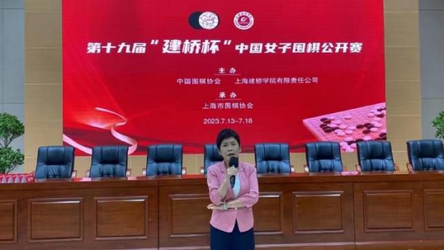 免费国产成人午夜在线观看