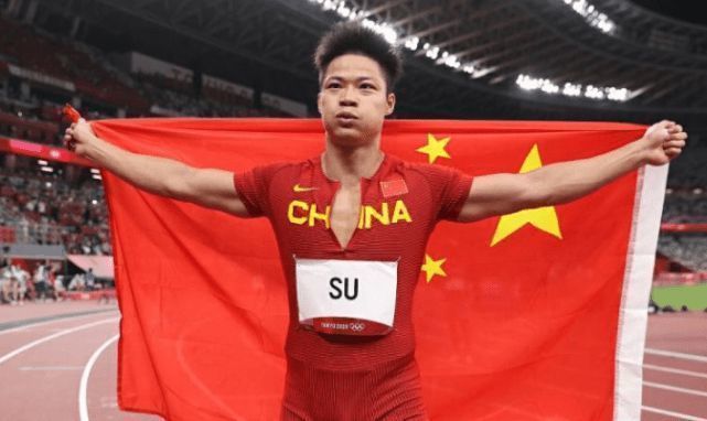 就算是爸爸也想谈恋爱的动漫